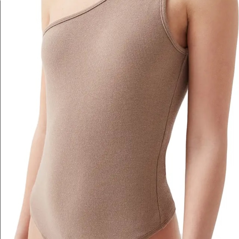One-Shoulder Ribbed Bodysuit - Picture 2 of 6
